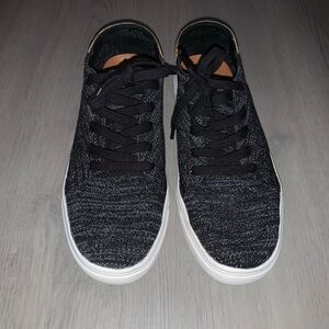 Lucky Brand Sneakers